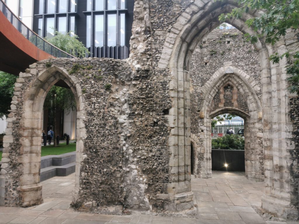 Salters garden Spital Ruins