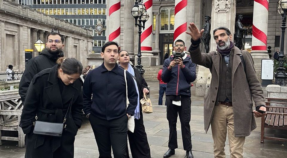 Royal Exchange with Walkers Royal Exchange with Walkers
