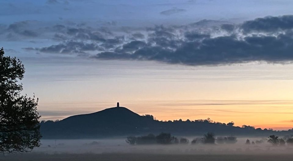 Glastonbury tour Sunrise 1 Glastonbury tour Sunrise 1
